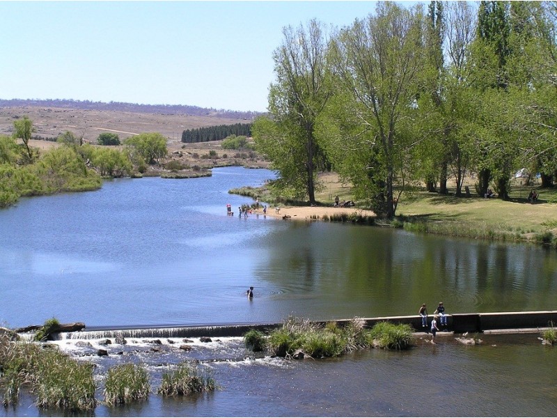 1 Hamilton st, Dalgety NSW 2628