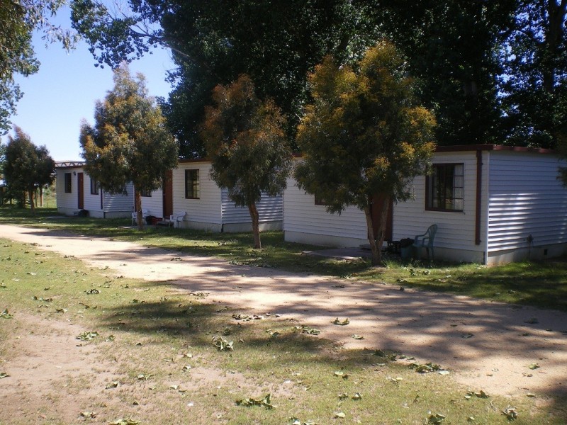 1 Hamilton st, Dalgety NSW 2628