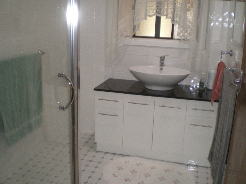 15 norman dykes ave, Cooma NSW 2630