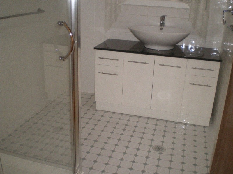 15 norman dykes ave, Cooma NSW 2630