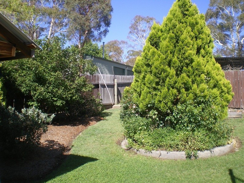 15 norman dykes ave, Cooma NSW 2630