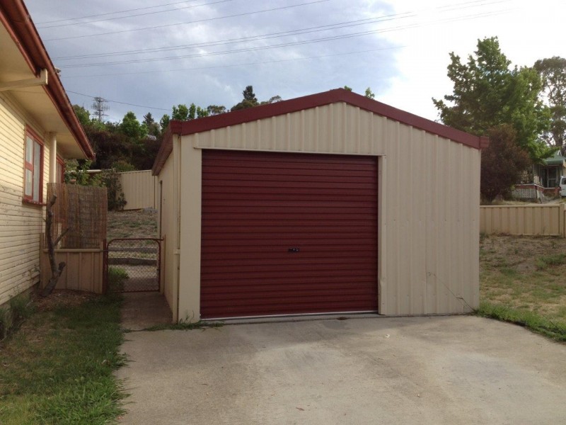 18 barrack st, Cooma NSW 2630