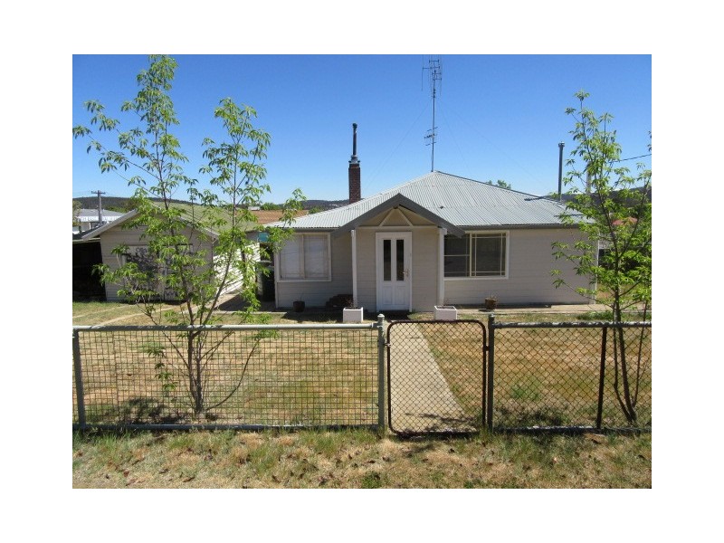 7 Hilton st, Cooma NSW 2630