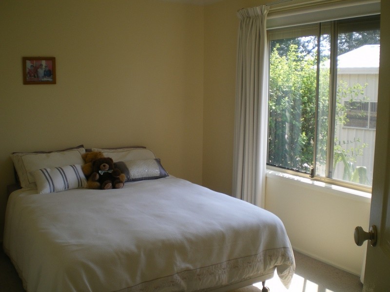 9 Nambucca St, Cooma NSW 2630