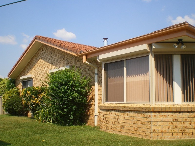 9 Nambucca St, Cooma NSW 2630