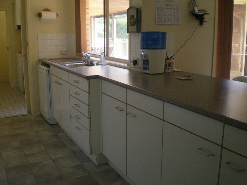 9 Nambucca St, Cooma NSW 2630