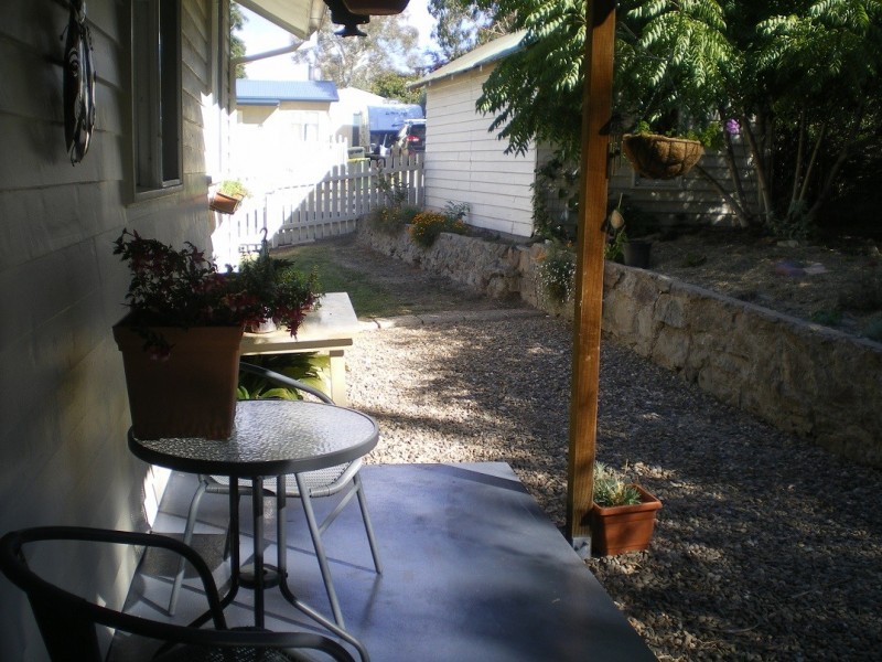 2 Giwang Street, Cooma NSW 2630