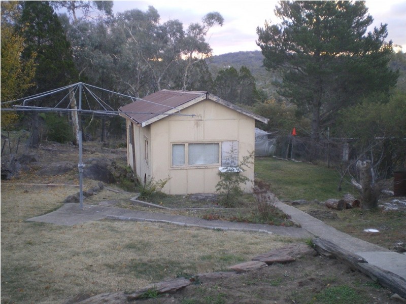 11 Chapman st, Cooma NSW 2630