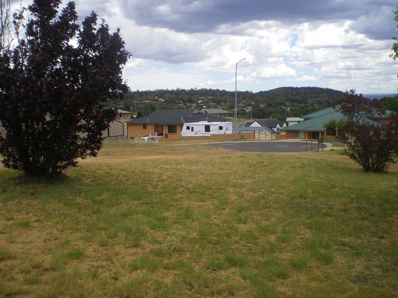 3 and 5 Tooma Pl, Cooma NSW 2630