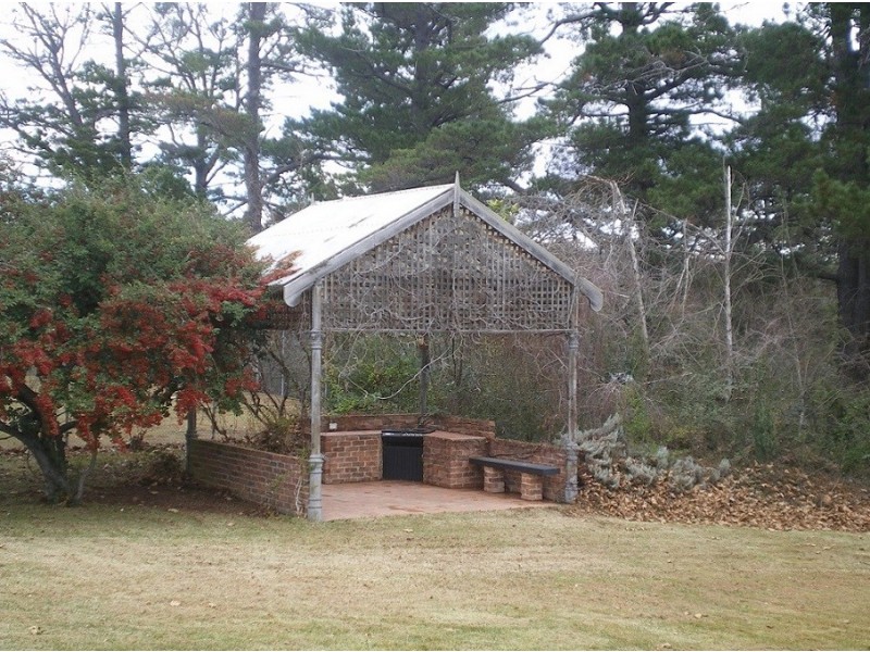 4 Cromwell St, Cooma NSW 2630