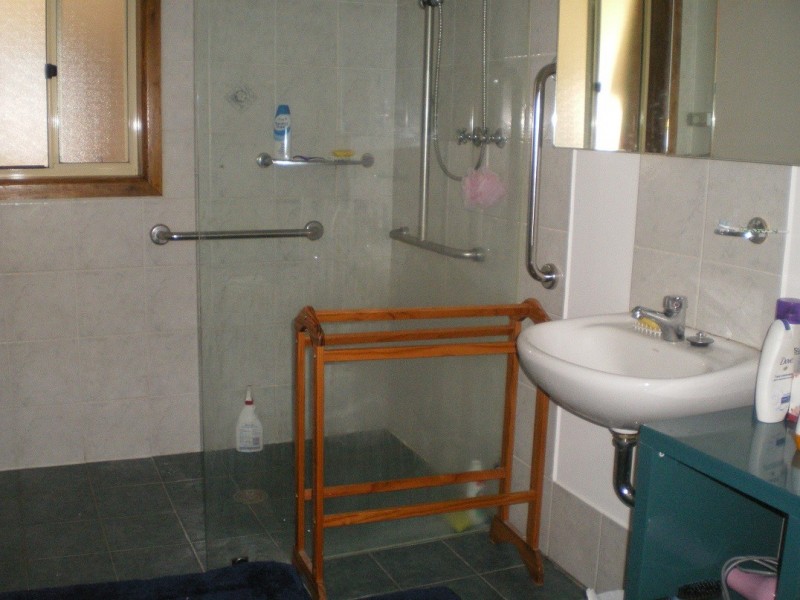 36 Scotts Rd, Cooma NSW 2630