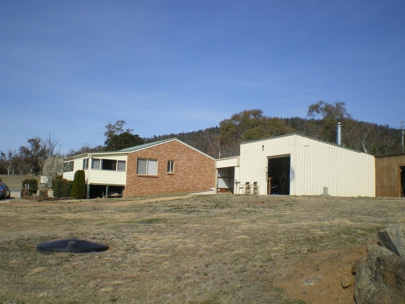 36 Scotts Rd, Cooma NSW 2630