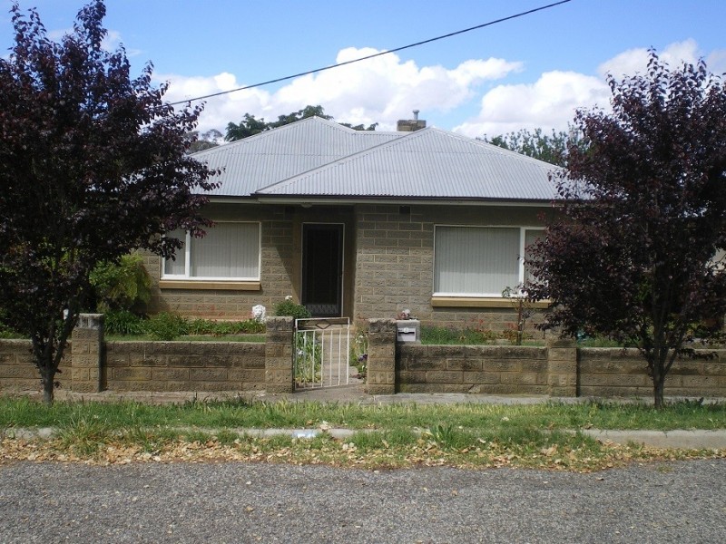 56 Lambie st, Cooma NSW 2630