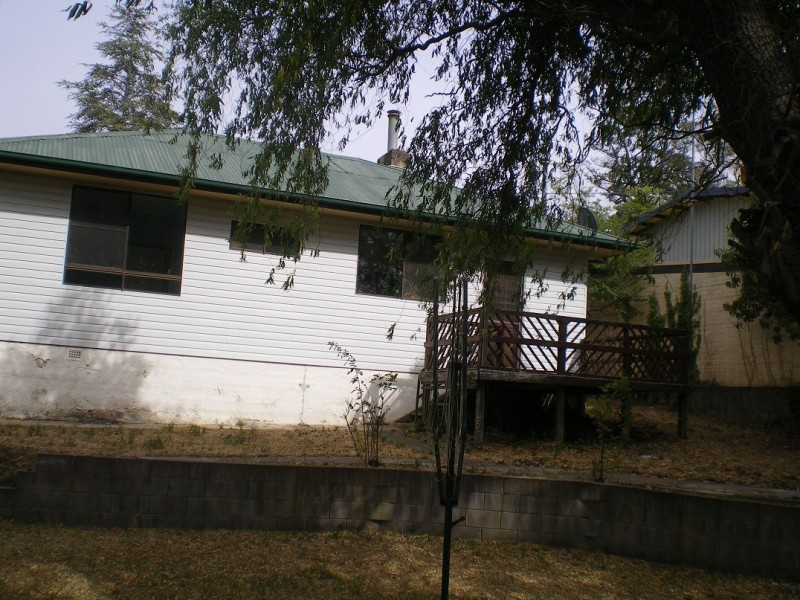 32 Crisp st, Cooma NSW 2630