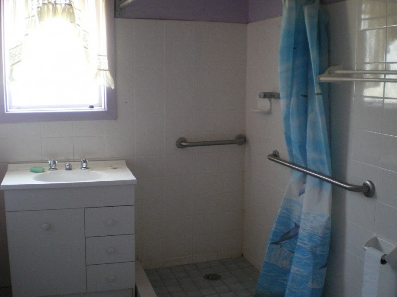 52 Hill St, Cooma NSW 2630