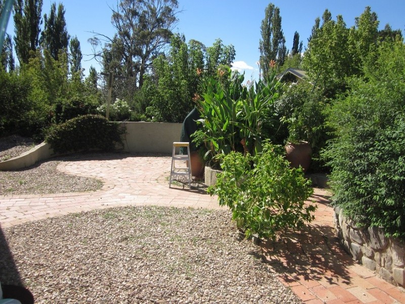 2 Ovens St, Bredbo NSW 2626