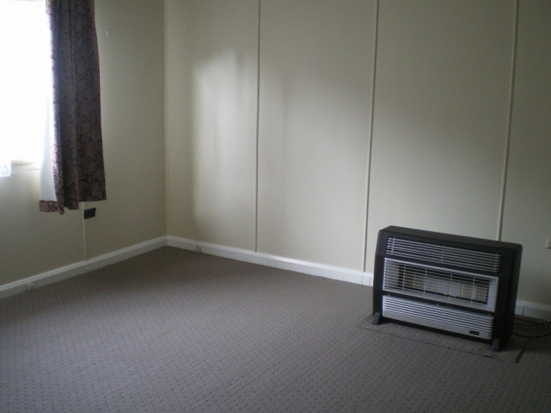 39 creek St, Cooma NSW 2630