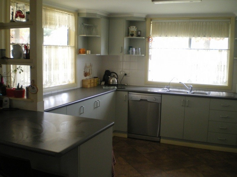 7 Yareen Rd, Cooma NSW 2630