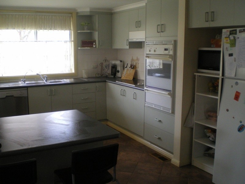 7 Yareen Rd, Cooma NSW 2630
