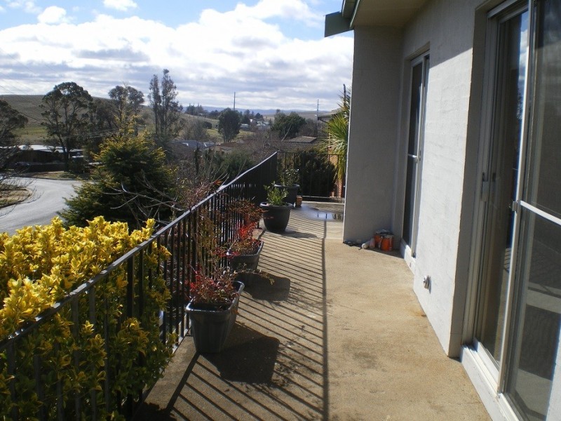 12 Woolalla St, Cooma NSW 2630