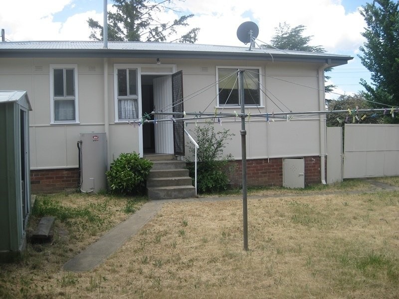 3 Adams Rd, Cooma NSW 2630