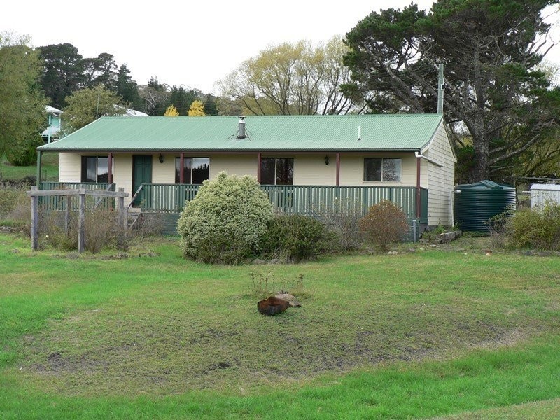 15 Tindall St, Nimmitabel NSW 2631