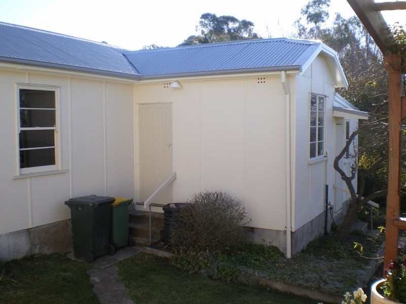 34 Culey Ave, Cooma NSW 2630