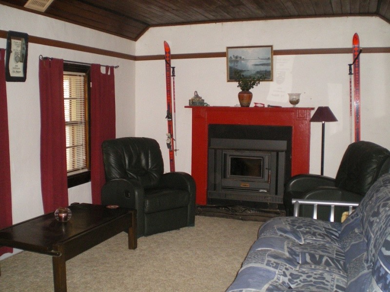 16 Florence St, Berridale NSW 2628