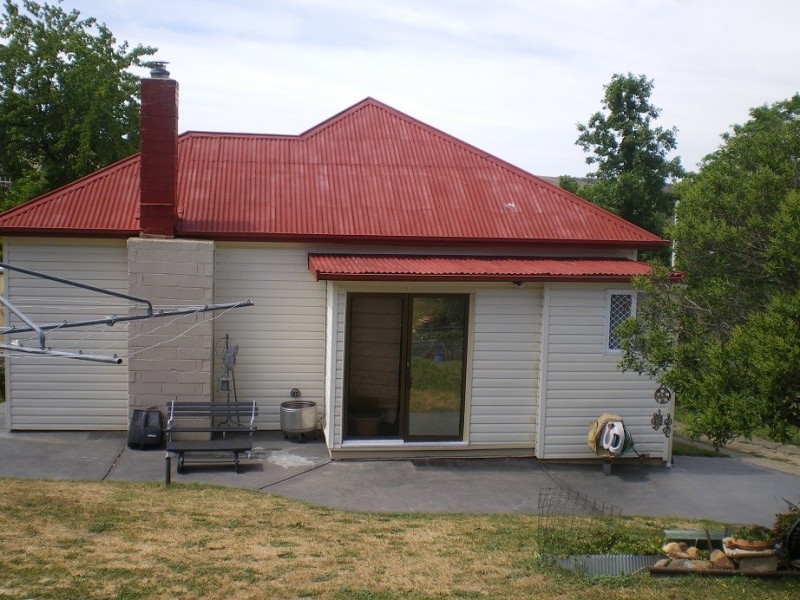 13 Harris St, Cooma NSW 2630