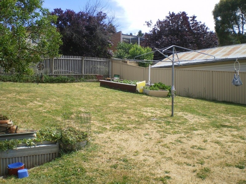 13 Harris St, Cooma NSW 2630