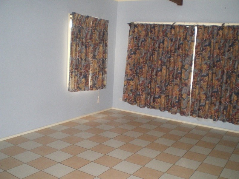 59 Hawkins St, Cooma NSW 2630