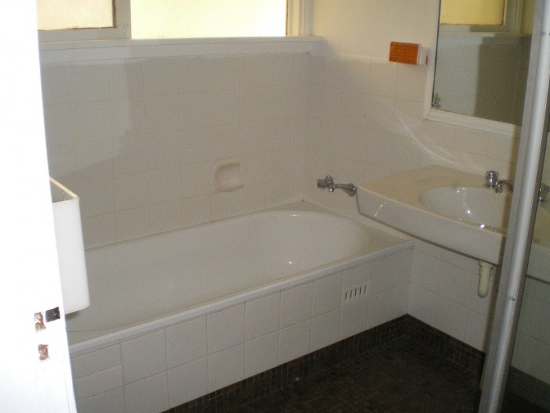 59 Hawkins St, Cooma NSW 2630