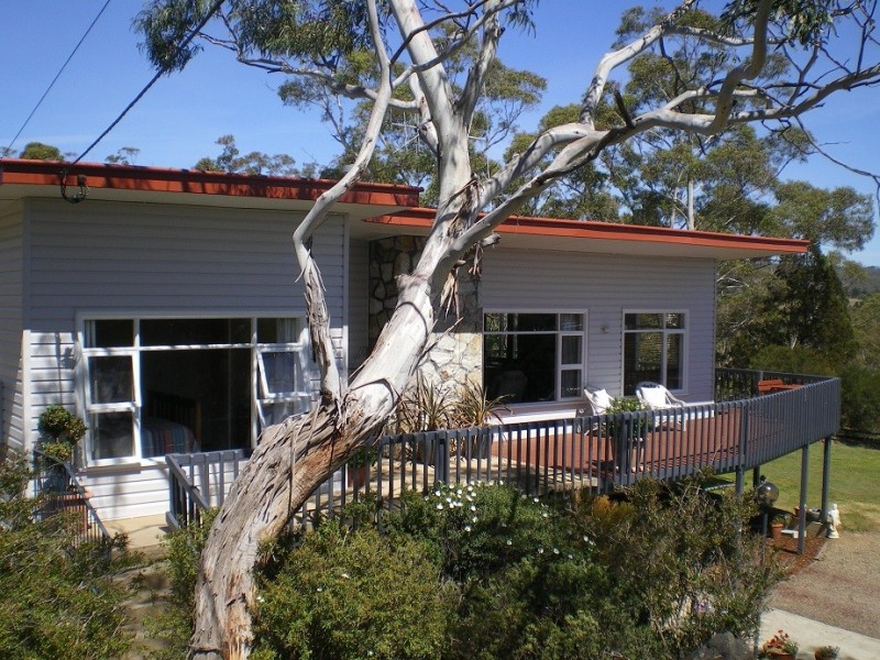 9 Blairgowrie Ave, Cooma NSW 2630