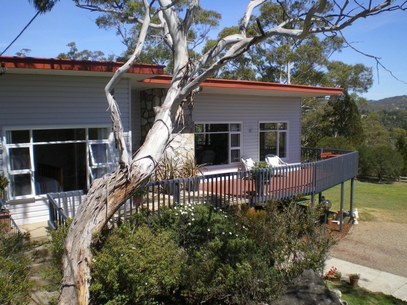 9 Blairgowrie Ave, Cooma NSW 2630