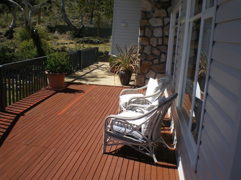 9 Blairgowrie Ave, Cooma NSW 2630