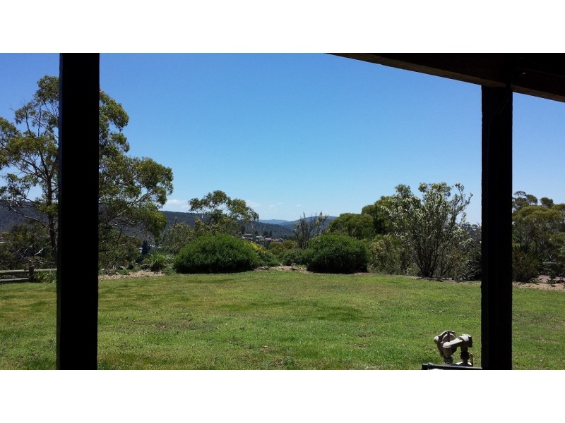 9 Blairgowrie Ave, Cooma NSW 2630