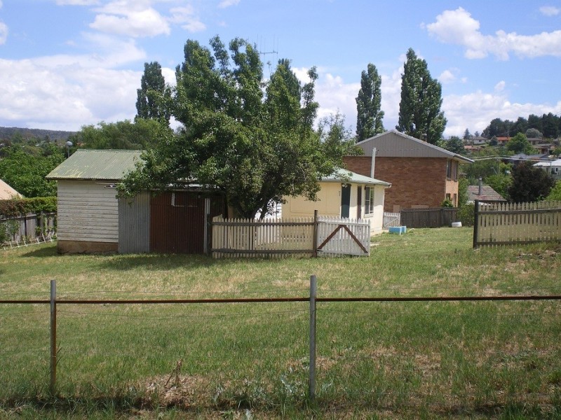 7 Hilton St, Cooma NSW 2630