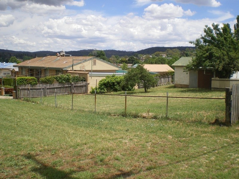 7 Hilton St, Cooma NSW 2630