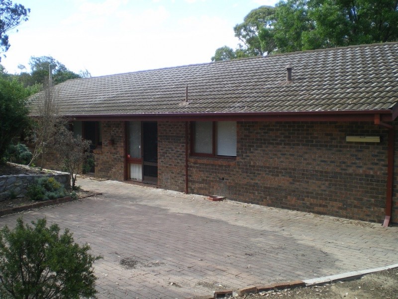 2 Maneroo Place, Cooma NSW 2630