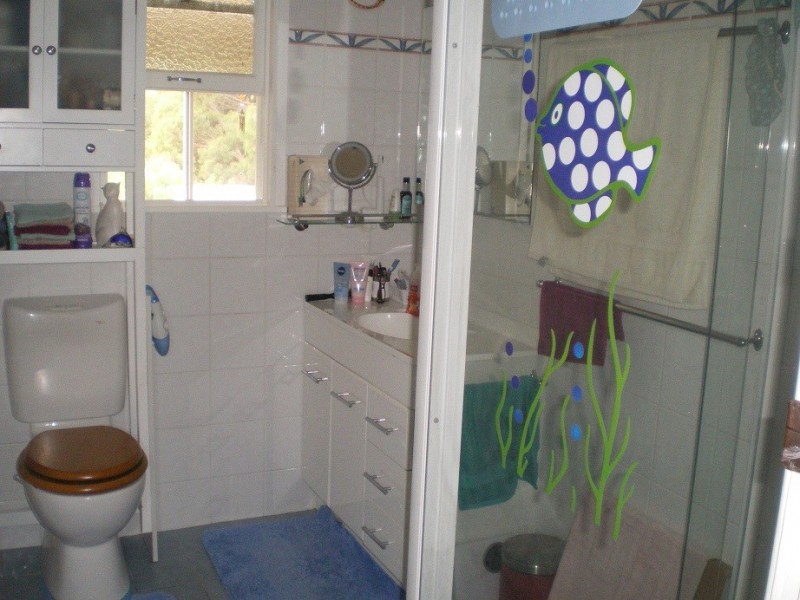 8 Norman Dykes Ave, Cooma NSW 2630