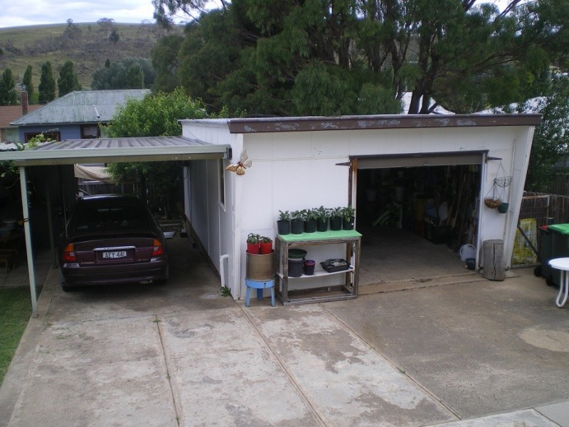 8 Norman Dykes Ave, Cooma NSW 2630