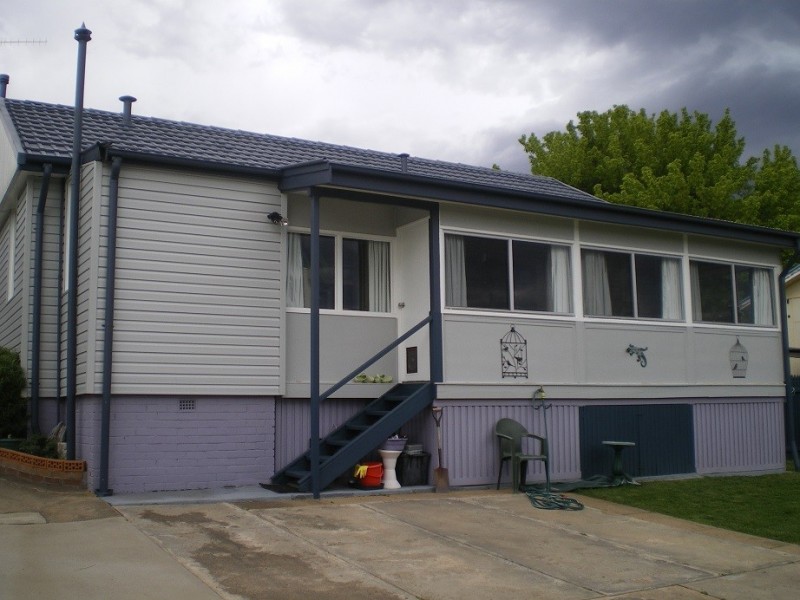 8 Norman Dykes Ave, Cooma NSW 2630