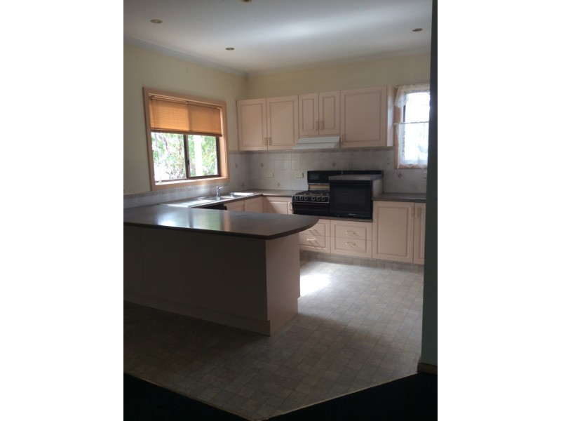 4 Amaroo street, Cooma NSW 2630