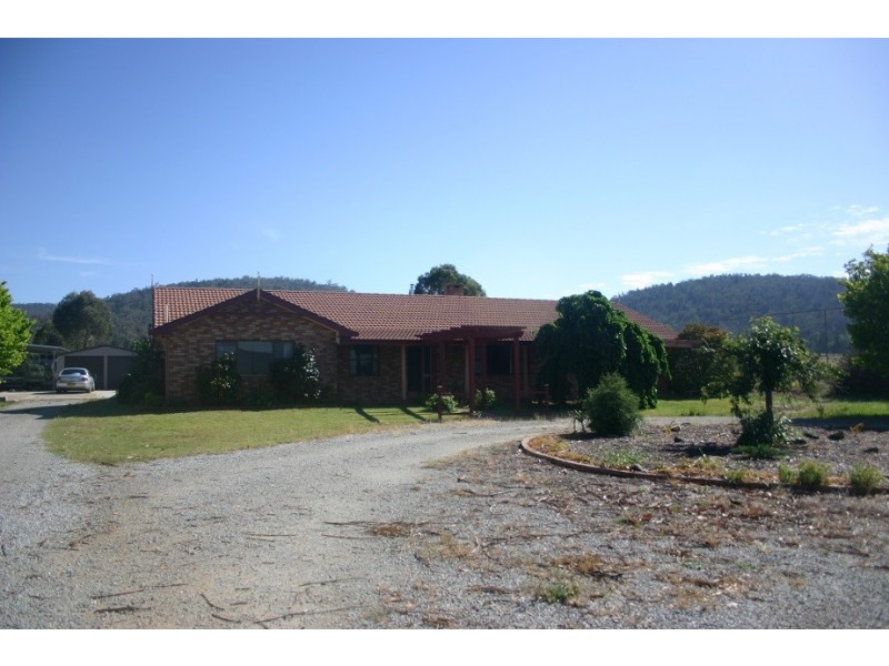 16 Alira Lane, Cooma NSW 2630