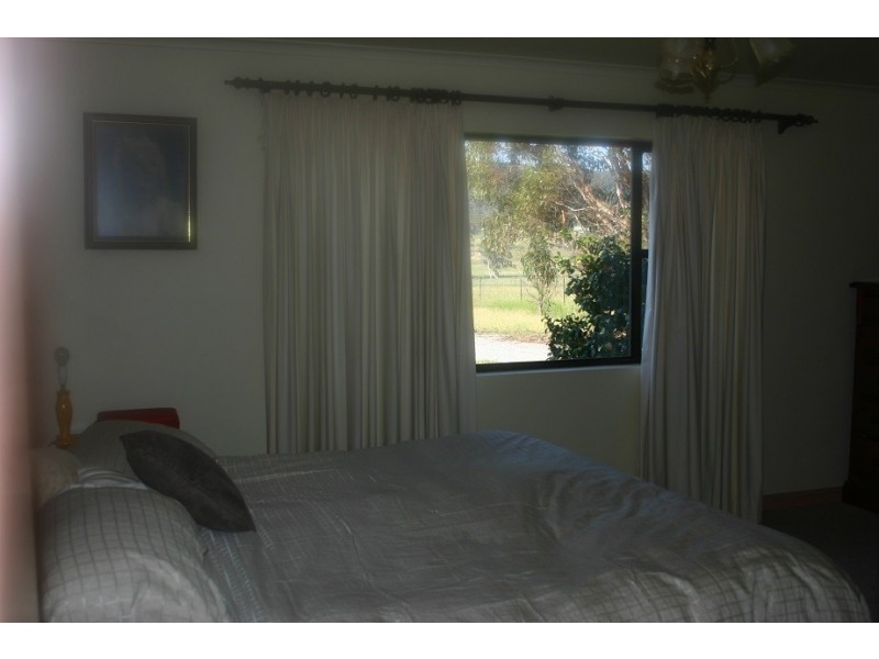 16 Alira Lane, Cooma NSW 2630