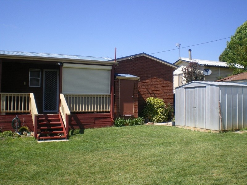 21 Yareen Rd, Cooma NSW 2630