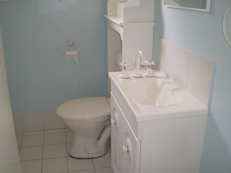 2 Ballang Pl, Cooma NSW 2630