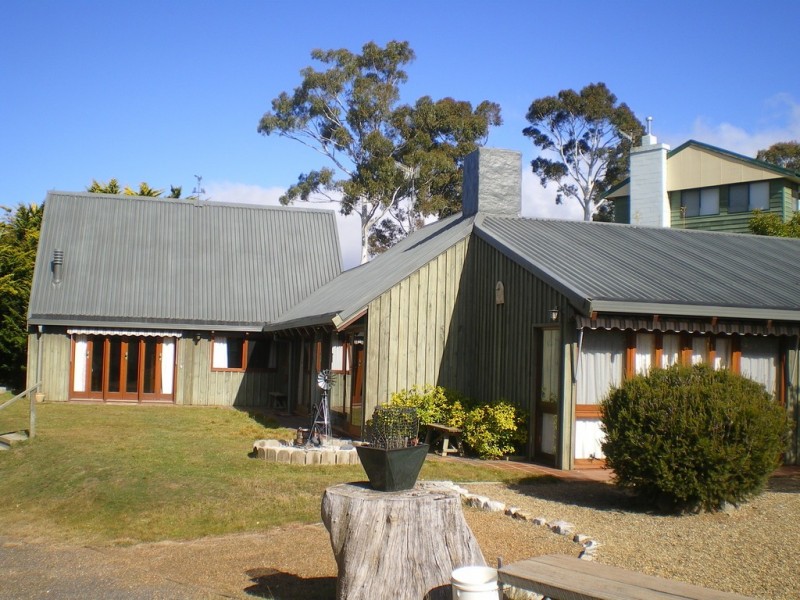 2 Clancy st, Old Adaminaby NSW 2629