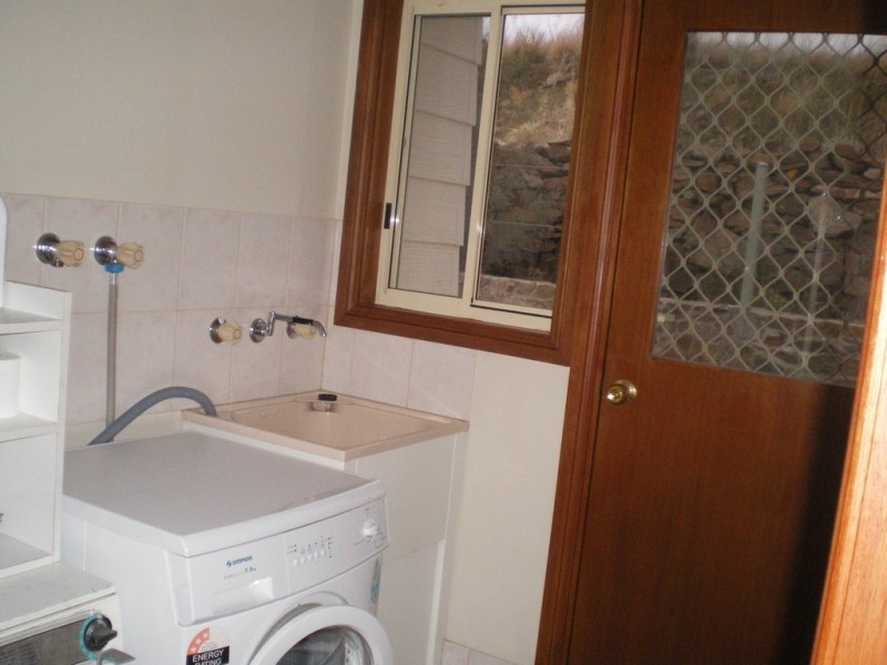 82 Baron St, Cooma NSW 2630