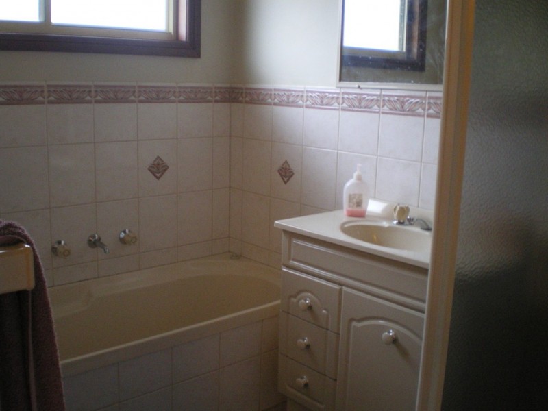 82 Baron St, Cooma NSW 2630